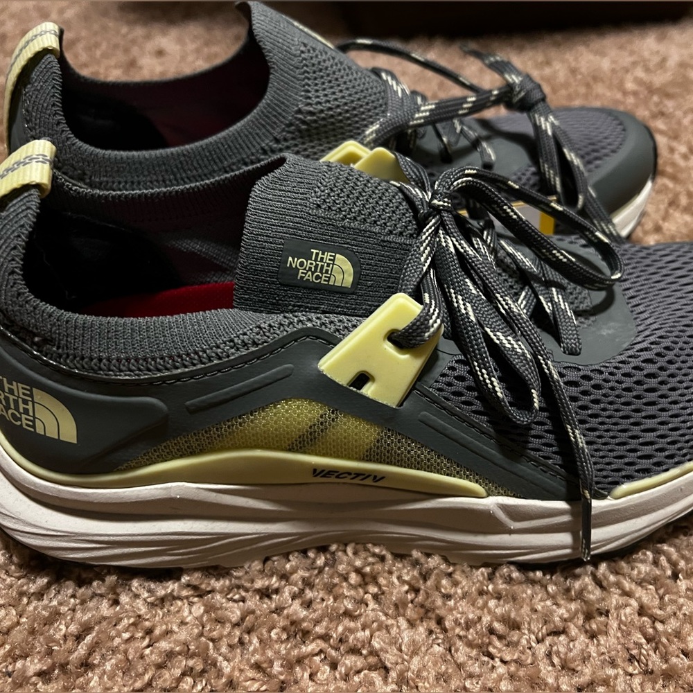 The North Face Womens Vectiv Hypnum